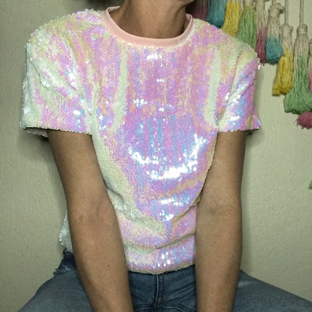 🦄Iridescent sequined top - Picture 2 of 8